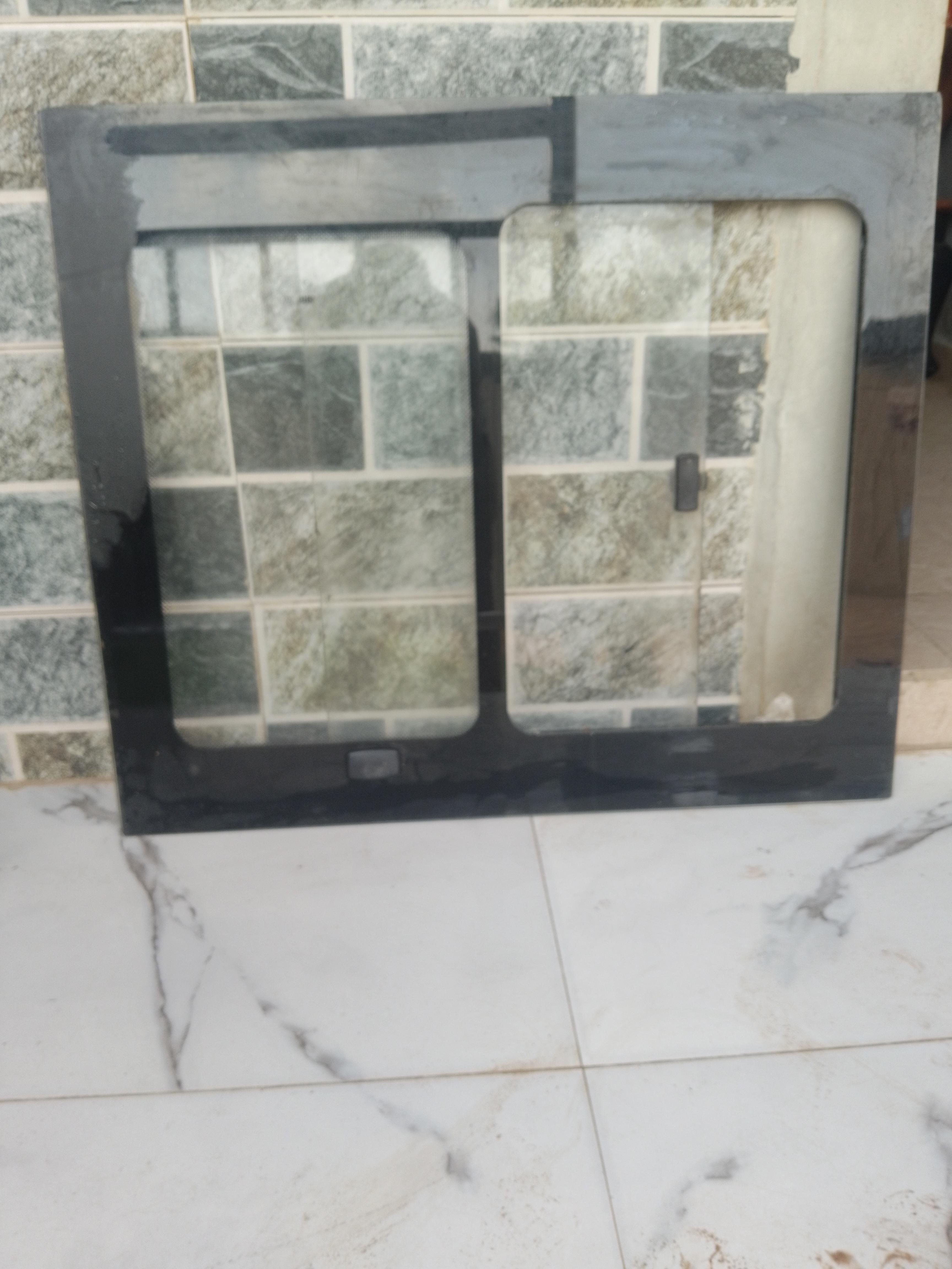 Frameless Sliding Glass Windows for DIY Projects